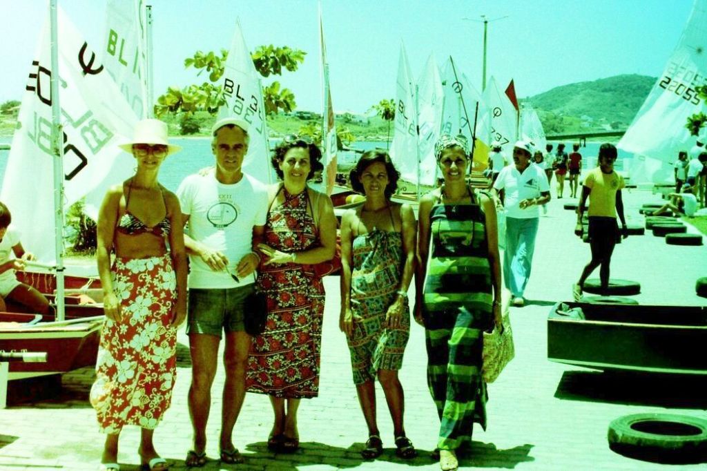 Marina Zenobio, José e Lucy Aguirre, Regina Carneiro e Maria Helena Zaslawski.